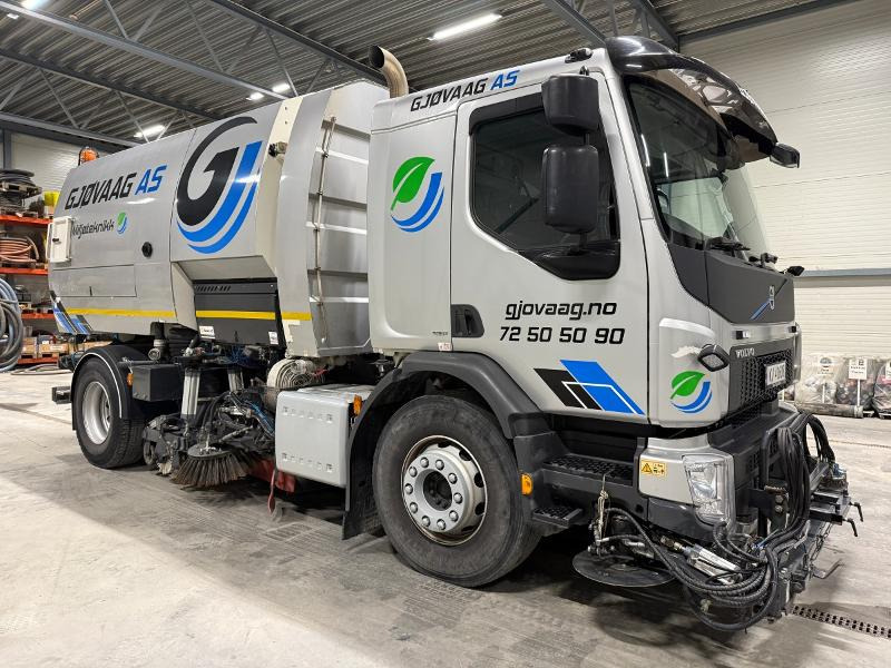 2018 Volvo FE 320 feiebil med Beam JBVT 801, frontkost og spylebom - Véhicule de voirie/ Spécial: photos 3 2018 Volvo FE 320 feiebil med Beam JBVT 801, frontkost og spylebom - Véhicule de voirie/ Spécial: photos 3