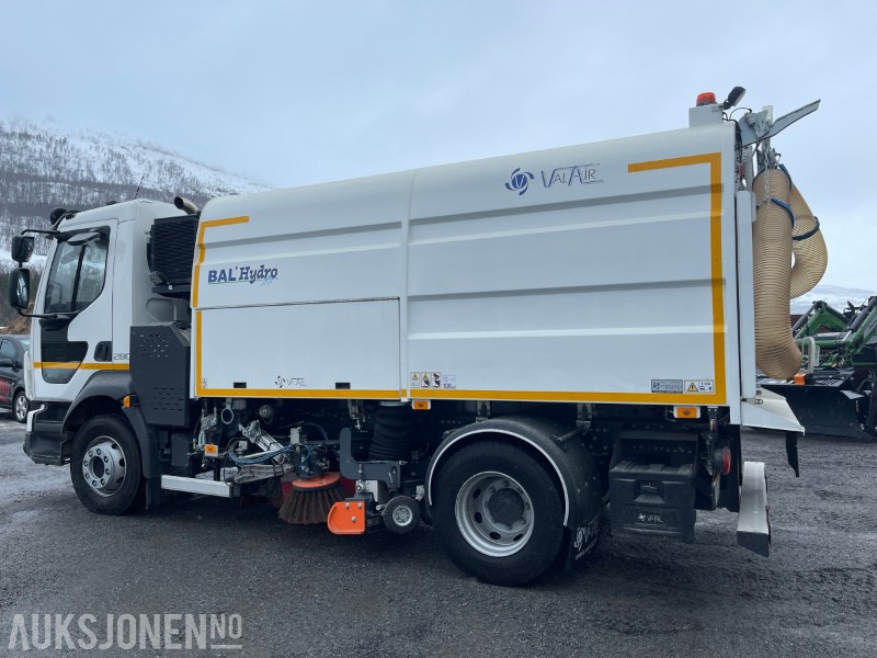 2023 Volvo FL 280 hk * BAL`Hydro Feiebil/Sweeper * Klar for sesongen * 2500 Km * Leveres med ny Eu kontroll * - Véhicule de voirie/ Spécial: photos 3 2023 Volvo FL 280 hk * BAL`Hydro Feiebil/Sweeper * Klar for sesongen * 2500 Km * Leveres med ny Eu kontroll * - Véhicule de voirie/ Spécial: photos 3