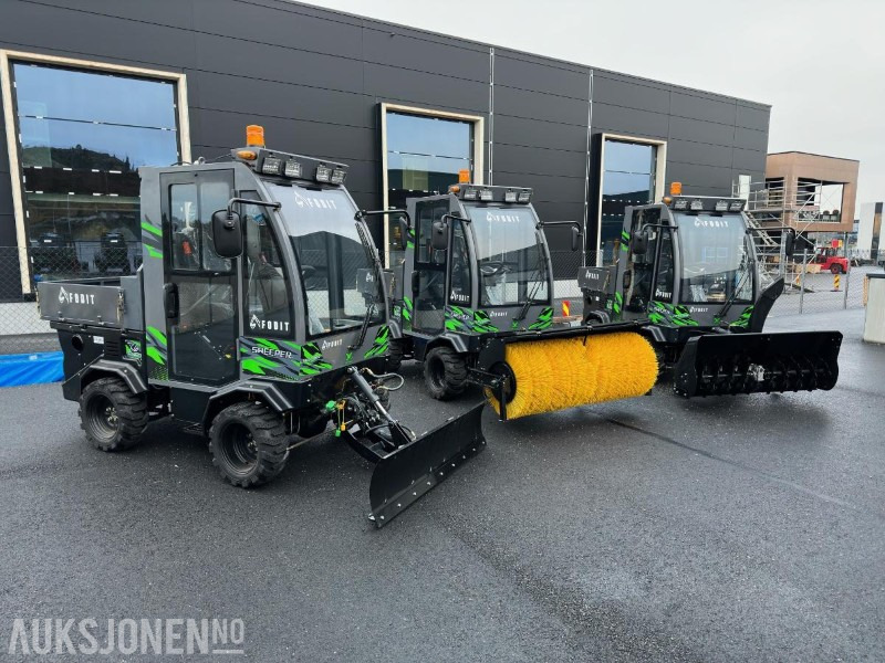 FODIT REDSKAPSBÆRER FT-130 FOR SOMMER-VINTERBRUK 2025 modell - Demomaskin - Véhicule de voirie/ Spécial: photos 3 FODIT REDSKAPSBÆRER FT-130 FOR SOMMER-VINTERBRUK 2025 modell - Demomaskin - Véhicule de voirie/ Spécial: photos 3