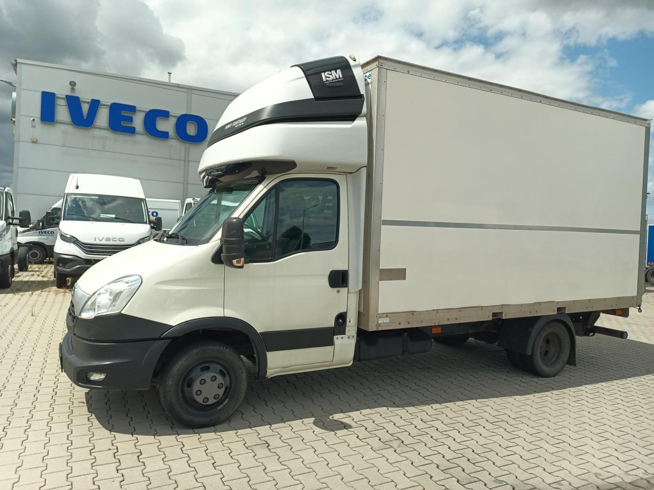 IVECO Daily 35C15 3,0l - Fourgon grand volume: photos 1 IVECO Daily 35C15 3,0l - Fourgon grand volume: photos 1