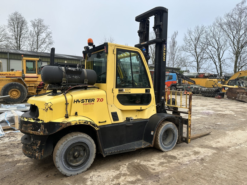 Chariot élévateur à gaz Hyster H7.0FT: photos 9