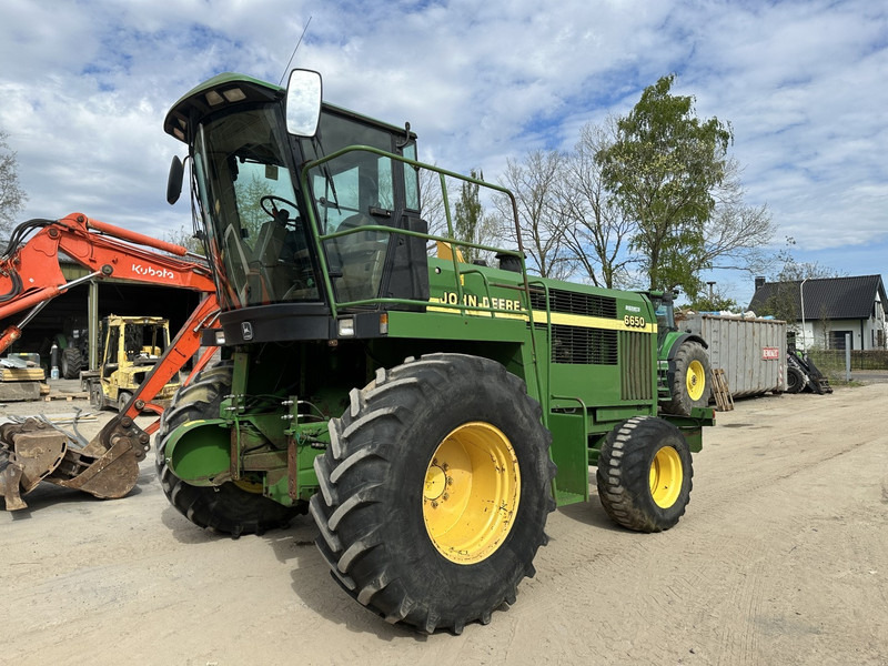 John Deere 6650 FOR PARTS - Ensileuse: photos 1 John Deere 6650 FOR PARTS - Ensileuse: photos 1