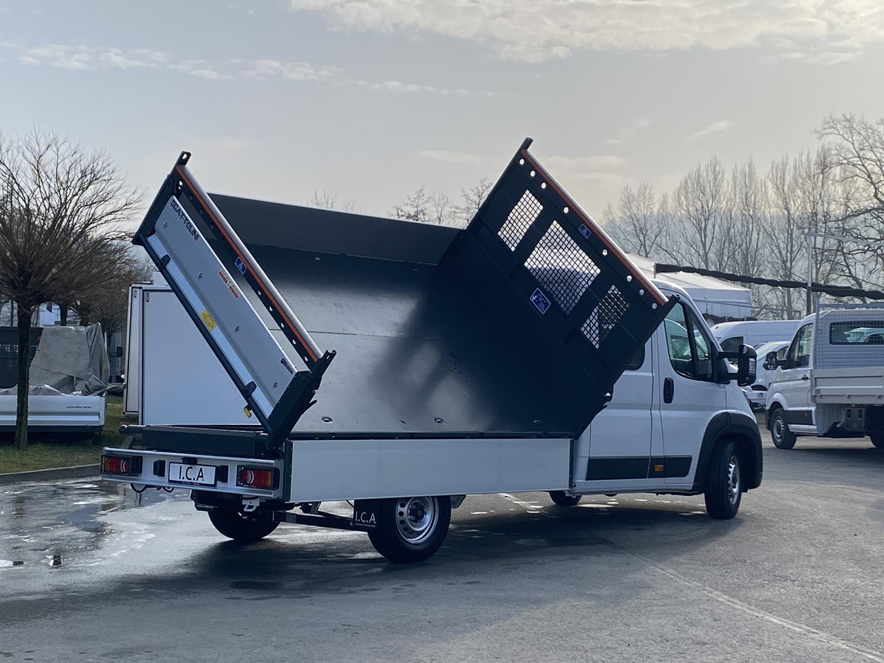 PEUGEOT BOXER L4 DOKA 180 PS | SCATTOLINI DREISEITENKIPPER 3150MM - Utilitaire benne, Utilitaire double cabine: photos 4 PEUGEOT BOXER L4 DOKA 180 PS | SCATTOLINI DREISEITENKIPPER 3150MM - Utilitaire benne, Utilitaire double cabine: photos 4