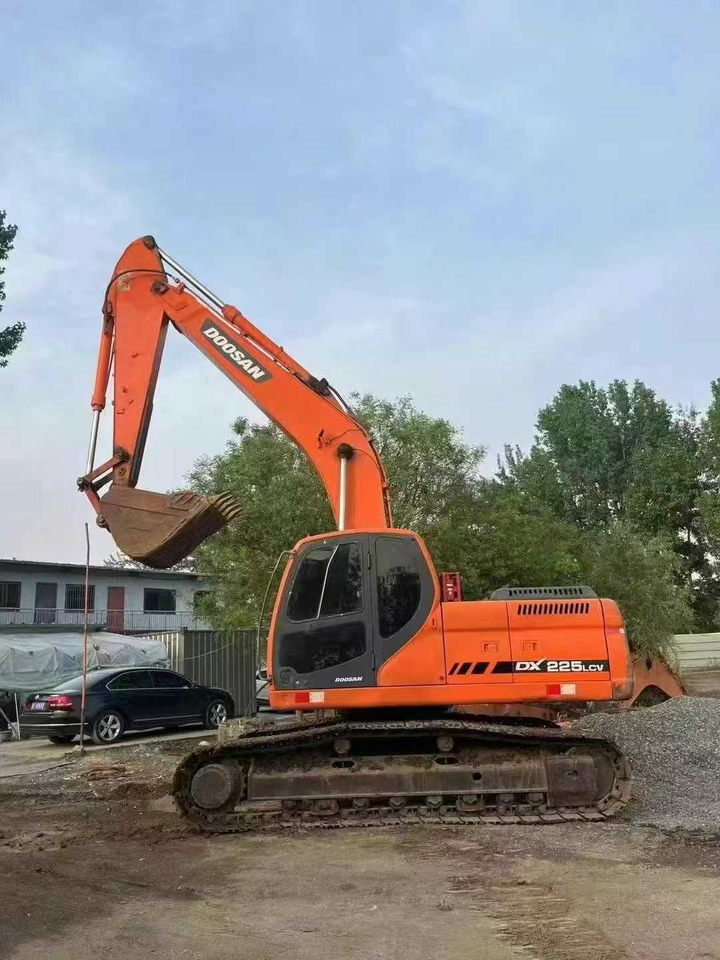 Doosan Used Excavator 225 DX225 DX300 DH150W DX300 DX420 DX520 Second hand Crawler Excavators in Excellent Work Condition - Pelle sur chenille: photos 3 Doosan Used Excavator 225 DX225 DX300 DH150W DX300 DX420 DX520 Second hand Crawler Excavators in Excellent Work Condition - Pelle sur chenille: photos 3