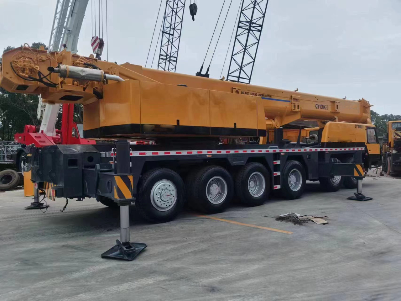 XCMG 100 Ton QY100K-II Used Truck Crane with Telescopic Boom 68M for Sale - Grue mobile: photos 5 XCMG 100 Ton QY100K-II Used Truck Crane with Telescopic Boom 68M for Sale - Grue mobile: photos 5