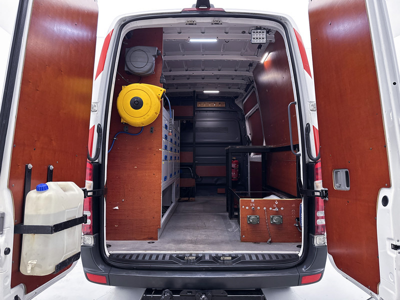 Mercedes-Benz Sprinter 316 2.2 CDI 366 HD L2H2 3500KG Trekhaak Volledige Inrichting Aggregaat Navigatie Achteruitrijcamera Cruise Control - Fourgon utilitaire: photos 5 Mercedes-Benz Sprinter 316 2.2 CDI 366 HD L2H2 3500KG Trekhaak Volledige Inrichting Aggregaat Navigatie Achteruitrijcamera Cruise Control - Fourgon utilitaire: photos 5