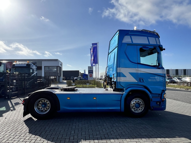 Scania R450 NGS 4x2 Trekker PTO-Prep. / LED - Tracteur routier: photos 4 Scania R450 NGS 4x2 Trekker PTO-Prep. / LED - Tracteur routier: photos 4