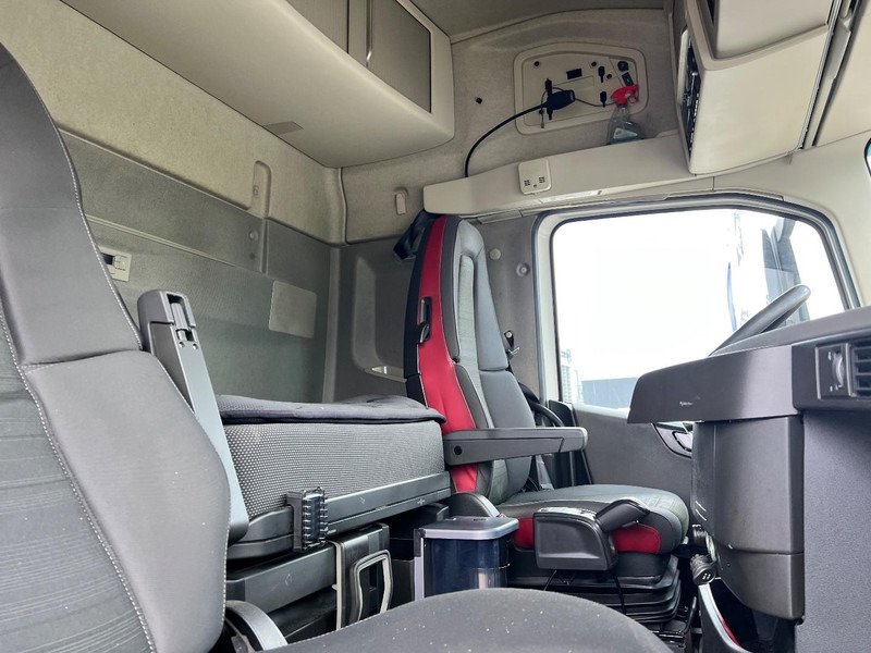 Tracteur routier Volvo FH 460 6x2 vla trekker Chassis : LA / Pusher / lift: photos 20 Tracteur routier Volvo FH 460 6x2 vla trekker Chassis : LA / Pusher / lift: photos 20