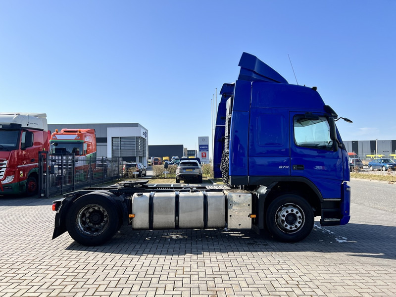 Volvo FM 370 4x2 trekker Globetrotter / Euro 5 /NEW TUV - Tracteur routier: photos 4 Volvo FM 370 4x2 trekker Globetrotter / Euro 5 /NEW TUV - Tracteur routier: photos 4