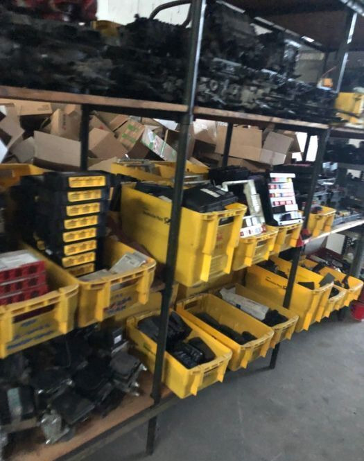 Calculatoare de Bord Calculator Computer Camion Volvo Mercedes Daf Iveco Renault Man - Bloc de gestion pour Camion: photos 1 Calculatoare de Bord Calculator Computer Camion Volvo Mercedes Daf Iveco Renault Man - Bloc de gestion pour Camion: photos 1