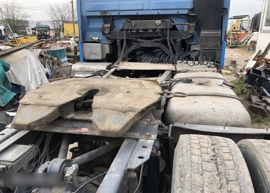 Mercedes-Benz truck - Sellette d'attelage pour Camion: photos 5 Mercedes-Benz truck - Sellette d'attelage pour Camion: photos 5