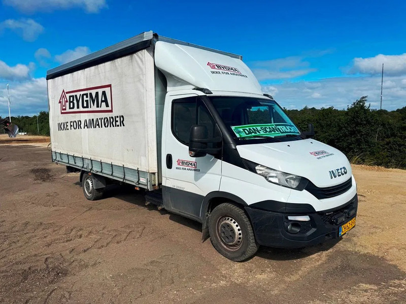 Iveco 35S18 3,0 TDI Aut. Gear. Euro 6. webasto night heater - Utilitaire rideaux coulissants (PLSC): photos 2 Iveco 35S18 3,0 TDI Aut. Gear. Euro 6. webasto night heater - Utilitaire rideaux coulissants (PLSC): photos 2