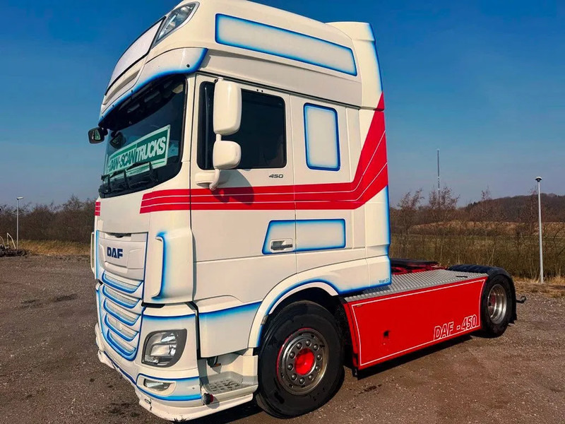 DAF XF 450 DAF XF 450 Special Interior. 706000 km. Euro 6 - Tracteur routier: photos 3 DAF XF 450 DAF XF 450 Special Interior. 706000 km. Euro 6 - Tracteur routier: photos 3