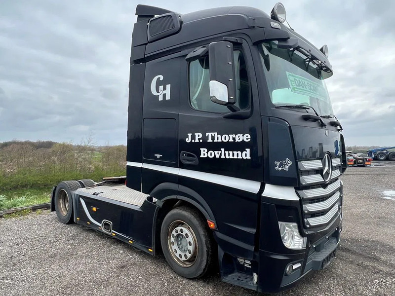 Mercedes-Benz Actros 1843 Special Interior. Air / Air suspension. Euro 6 - Tracteur routier: photos 2 Mercedes-Benz Actros 1843 Special Interior. Air / Air suspension. Euro 6 - Tracteur routier: photos 2