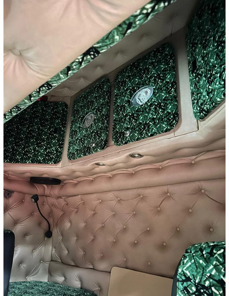 Crédit-bail de Scania R164-580 V8 Special Interior. Scania R164-580 V8 Special Interior.: photos 9 Crédit-bail de Scania R164-580 V8 Special Interior. Scania R164-580 V8 Special Interior.: photos 9