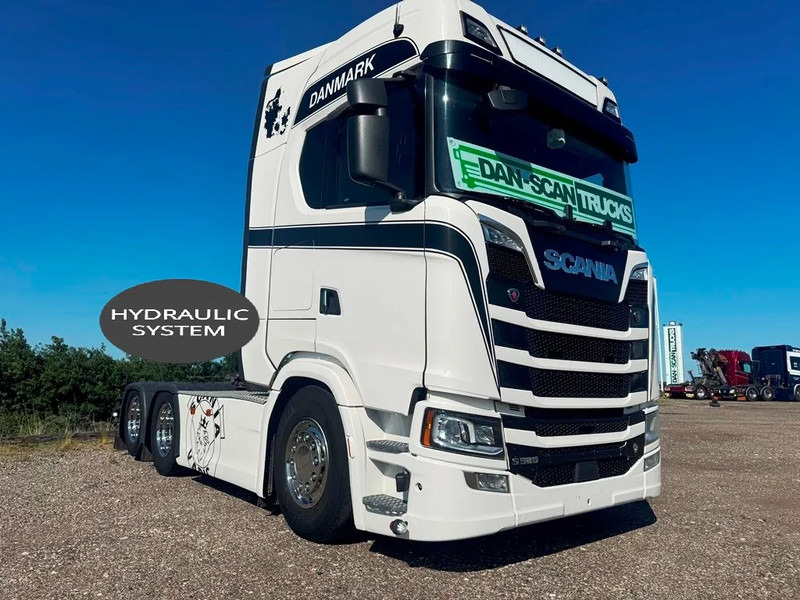 Scania S580 V8 NGS weelbase 3150mm. Air / Air suspension. Opticruise / Retarder. Hydr. system,. - Tracteur routier: photos 2 Scania S580 V8 NGS weelbase 3150mm. Air / Air suspension. Opticruise / Retarder. Hydr. system,. - Tracteur routier: photos 2
