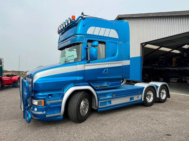 Scania T520 V8 Speciel interior. Air / Air suspension. Opticruise / Retarder .PTO on Engine and gearbox. New Hydr. system. - Tracteur routier: photos 4 Scania T520 V8 Speciel interior. Air / Air suspension. Opticruise / Retarder .PTO on Engine and gearbox. New Hydr. system. - Tracteur routier: photos 4
