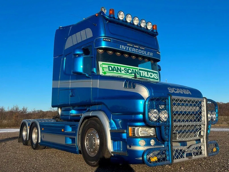 Scania T520 V8 Speciel interior. Air / Air suspension. Opticruise / Retarder .PTO on Engine and gearbox. New Hydr. system. - Tracteur routier: photos 2 Scania T520 V8 Speciel interior. Air / Air suspension. Opticruise / Retarder .PTO on Engine and gearbox. New Hydr. system. - Tracteur routier: photos 2