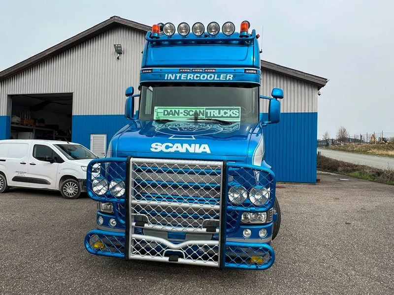 Scania T520 V8 Speciel interior. Air / Air suspension. Opticruise / Retarder .PTO on Engine and gearbox. New Hydr. system. - Tracteur routier: photos 5 Scania T520 V8 Speciel interior. Air / Air suspension. Opticruise / Retarder .PTO on Engine and gearbox. New Hydr. system. - Tracteur routier: photos 5