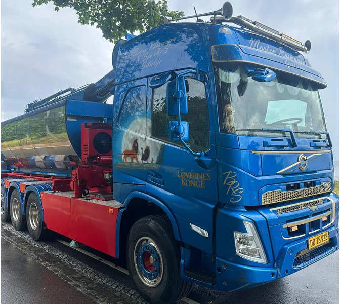 Volvo FM 500 Cable tipper . Hiab 302 crane.no box - Camion grue: photos 4 Volvo FM 500 Cable tipper . Hiab 302 crane.no box - Camion grue: photos 4