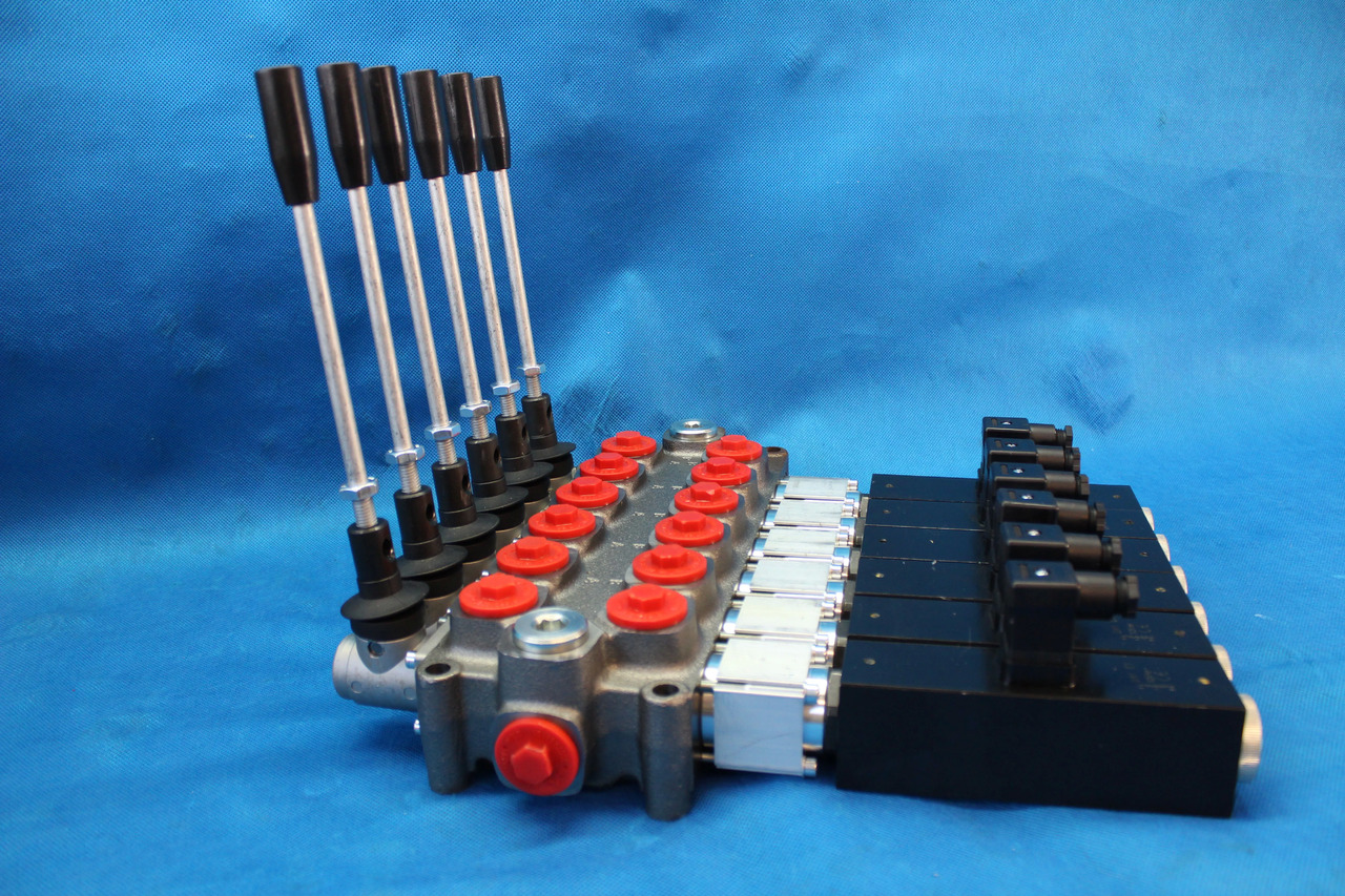 6 Sections Directional Control Valve Galtech Q95 120 l/min 31 GPM Electric solen for HDS-edged and cranes. - Équipement aéroportuaire: photos 3 6 Sections Directional Control Valve Galtech Q95 120 l/min 31 GPM Electric solen for HDS-edged and cranes. - Équipement aéroportuaire: photos 3