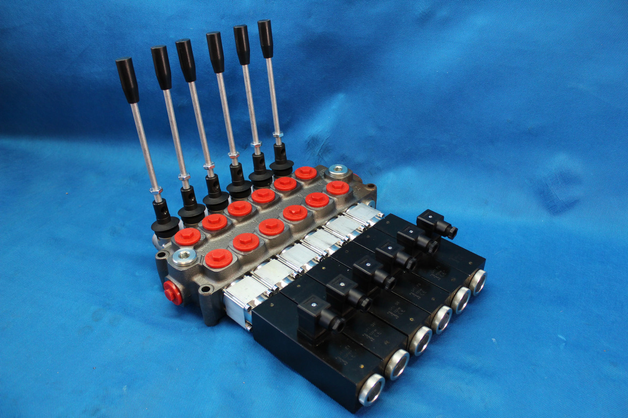6 Sections Directional Control Valve Galtech Q95 120 l/min 31 GPM Electric solen for HDS-edged and cranes. - Équipement aéroportuaire: photos 1 6 Sections Directional Control Valve Galtech Q95 120 l/min 31 GPM Electric solen for HDS-edged and cranes. - Équipement aéroportuaire: photos 1