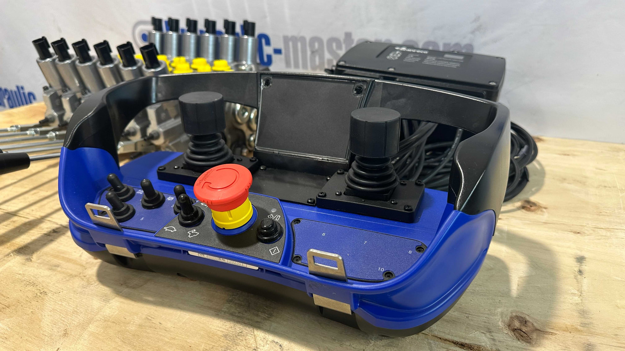 Remorque forestière neuf Set Scanreco RC400 with Walvoil DPX100 Komatsu Forest, Ponsse, Fassi, Palfinger: photos 6