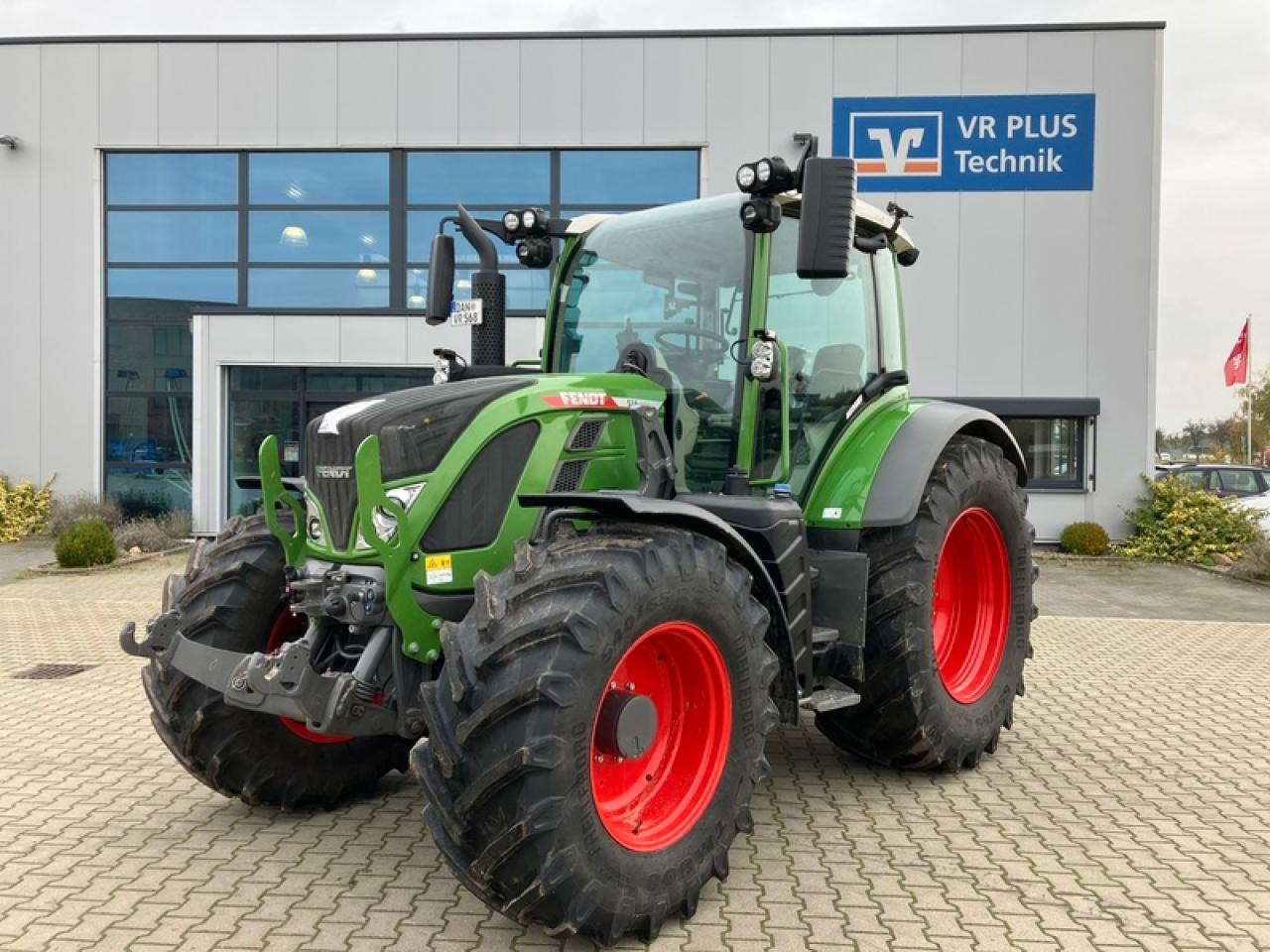 Fendt VARIO 516 VARIO GEN 3 // RTK - Tracteur agricole: photos 1 Fendt VARIO 516 VARIO GEN 3 // RTK - Tracteur agricole: photos 1