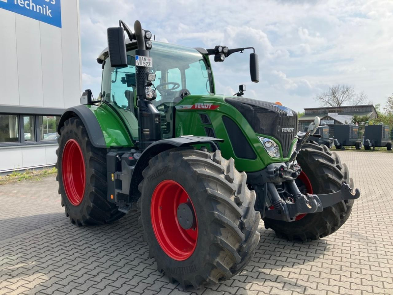 Fendt VARIO 724 GEN 6 PROFI PLUS SET 2 - Tracteur agricole: photos 4 Fendt VARIO 724 GEN 6 PROFI PLUS SET 2 - Tracteur agricole: photos 4