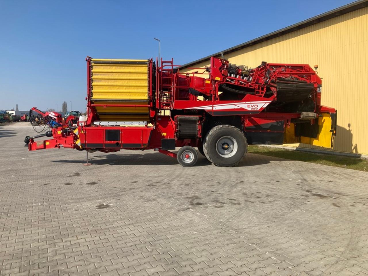 Grimme EVO 280 NONSTOP-BUNKER - Arracheuse de pommes de terre: photos 2 Grimme EVO 280 NONSTOP-BUNKER - Arracheuse de pommes de terre: photos 2
