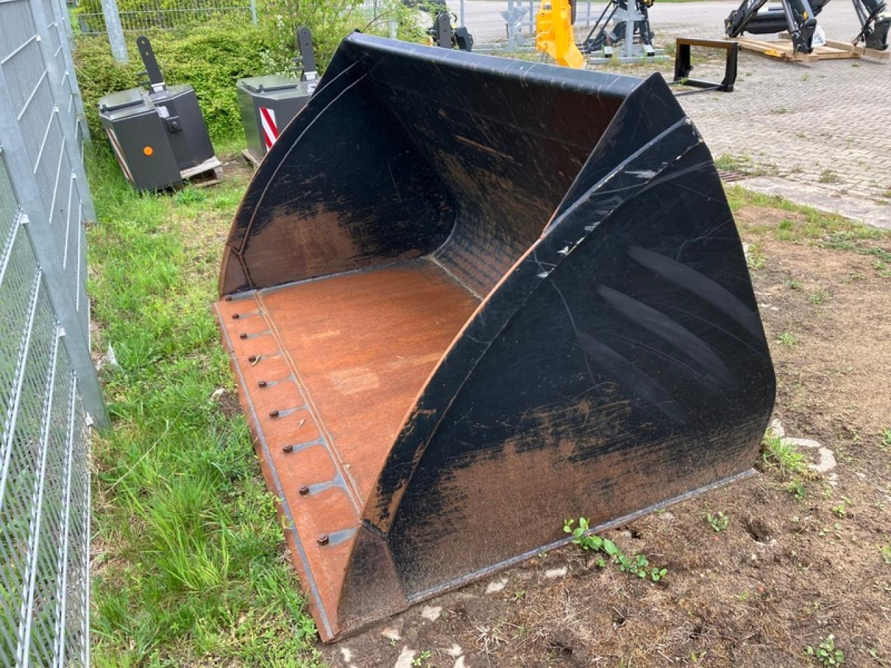 JCB LSB LEICHTGUTSCHAUFEL JCB Q-FIT - Godet: photos 4 JCB LSB LEICHTGUTSCHAUFEL JCB Q-FIT - Godet: photos 4