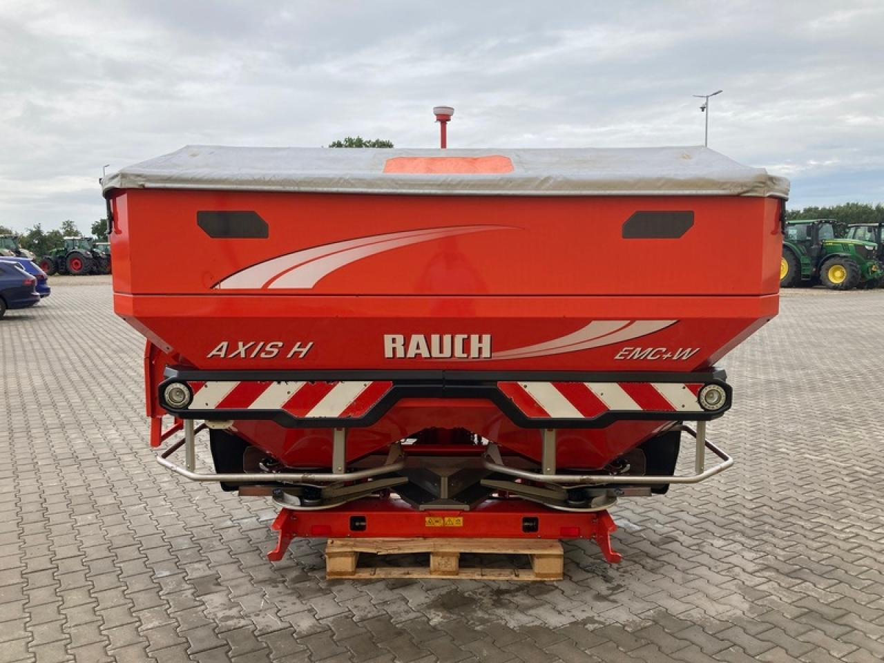 Rauch AXIS H 50.2 - Distributeur d'engrais: photos 3 Rauch AXIS H 50.2 - Distributeur d'engrais: photos 3