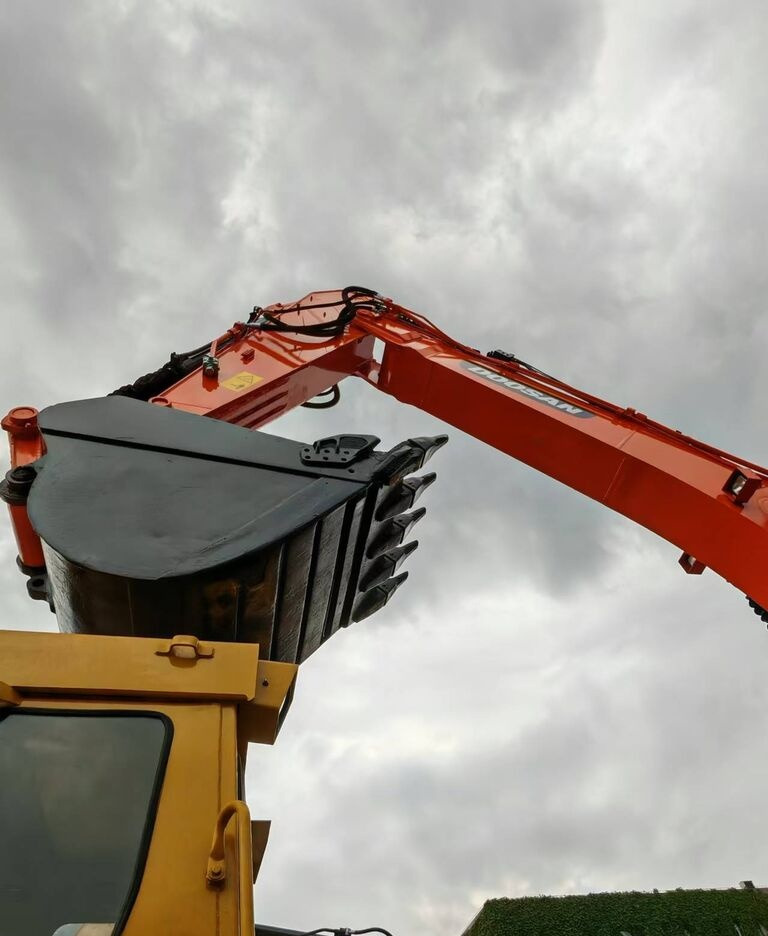 Doosan DX340 - Pelle sur chenille: photos 3 Doosan DX340 - Pelle sur chenille: photos 3
