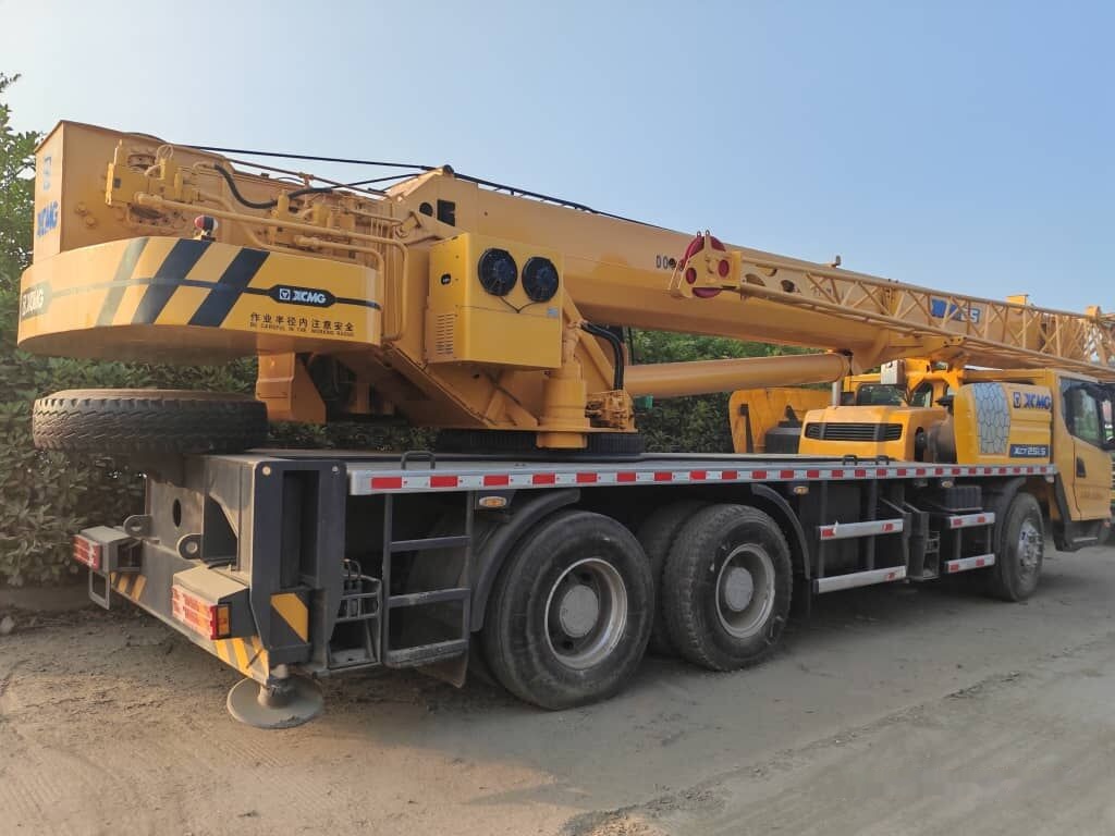 XCMG XCT25 XCT35 25T 25ton 35T 35ton 50 60 70 80 - Grue mobile: photos 2 XCMG XCT25 XCT35 25T 25ton 35T 35ton 50 60 70 80 - Grue mobile: photos 2