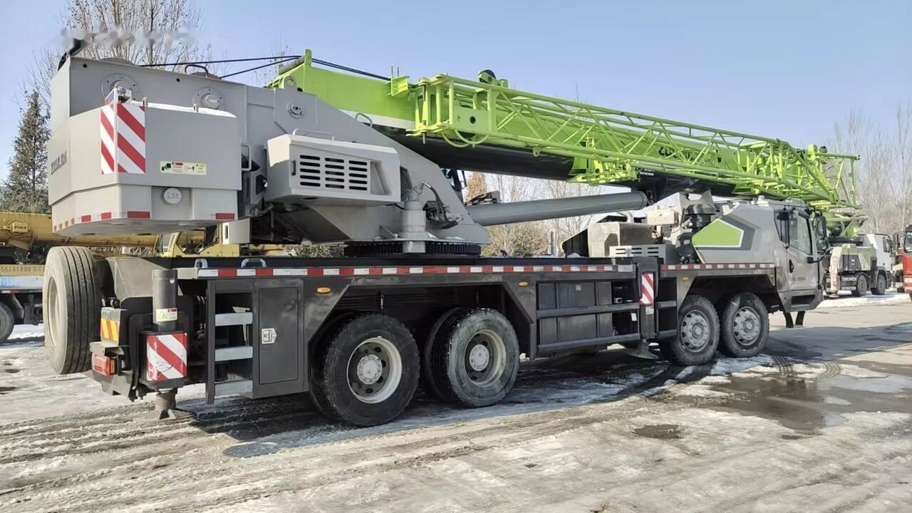 Zoomlion zoomlion ZTC350 ZTC500V ZTC700V ZTC900V 35 50 70 90 used truck c - Grue mobile: photos 3 Zoomlion zoomlion ZTC350 ZTC500V ZTC700V ZTC900V 35 50 70 90 used truck c - Grue mobile: photos 3