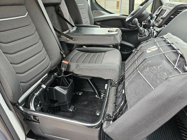 Utilitaire rideaux coulissants (PLSC) neuf IVECO Daily 35S18 3.0 Pritsche Plane Ladebordwand AHK: photos 14