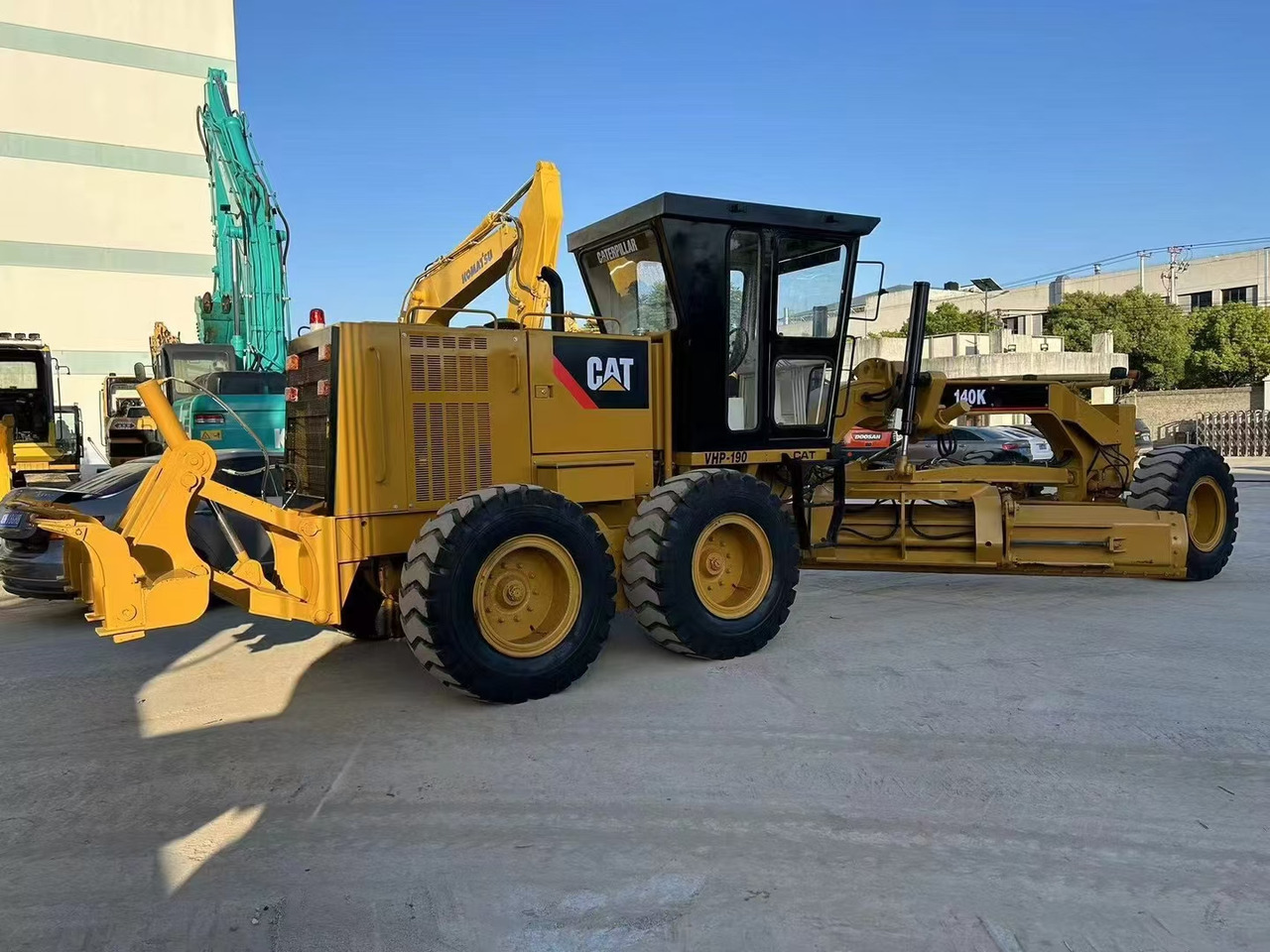 CAT 140K Motor Grader - Niveleuse: photos 3 CAT 140K Motor Grader - Niveleuse: photos 3