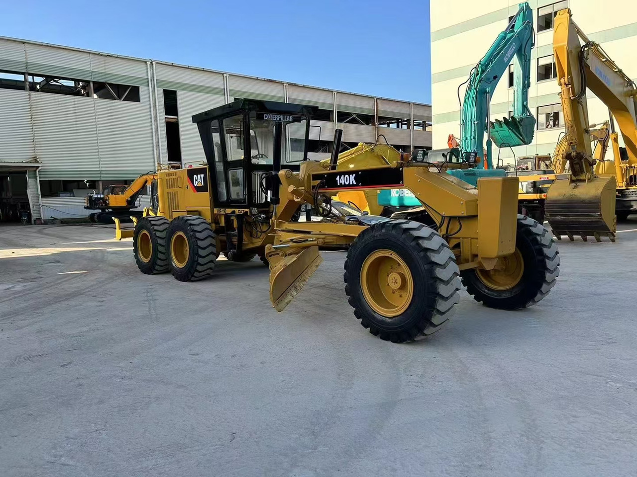 CAT 140K Motor Grader - Niveleuse: photos 4 CAT 140K Motor Grader - Niveleuse: photos 4