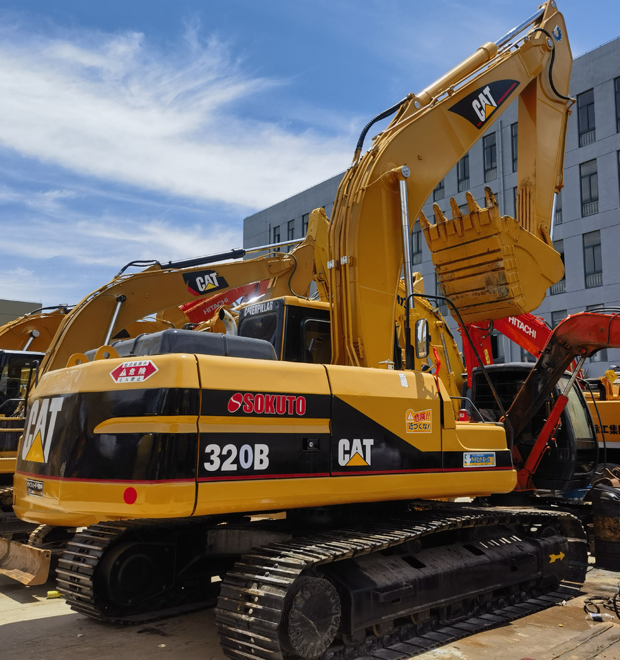 CAT 320B Excavator - Pelle sur chenille: photos 4 CAT 320B Excavator - Pelle sur chenille: photos 4