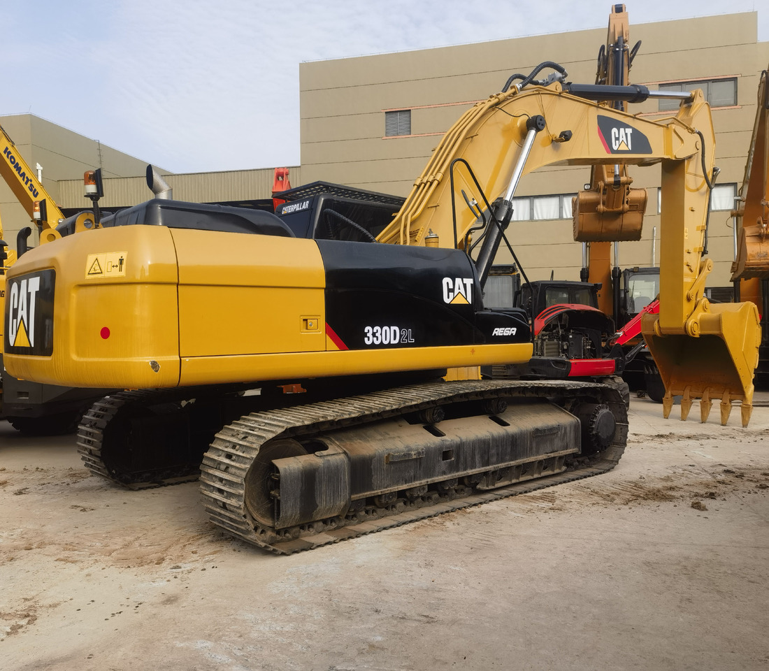 CAT 330D2L Excavator - Pelle sur chenille: photos 2 CAT 330D2L Excavator - Pelle sur chenille: photos 2