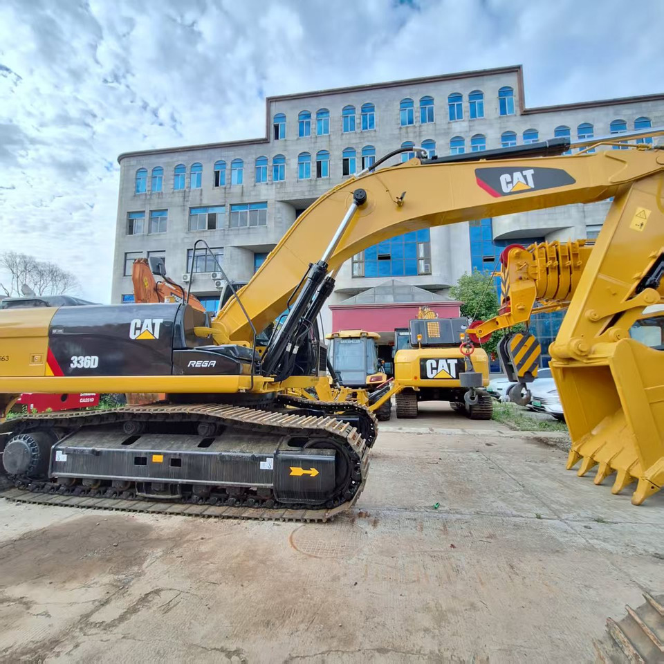 CAT 336D Excavator - Pelle: photos 4 CAT 336D Excavator - Pelle: photos 4