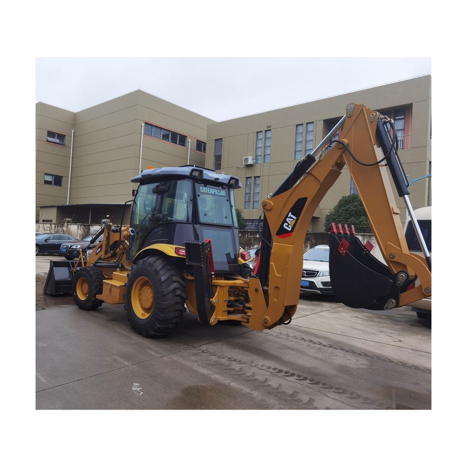 CAT 420F Backhoe Loader - Tractopelle: photos 5 CAT 420F Backhoe Loader - Tractopelle: photos 5