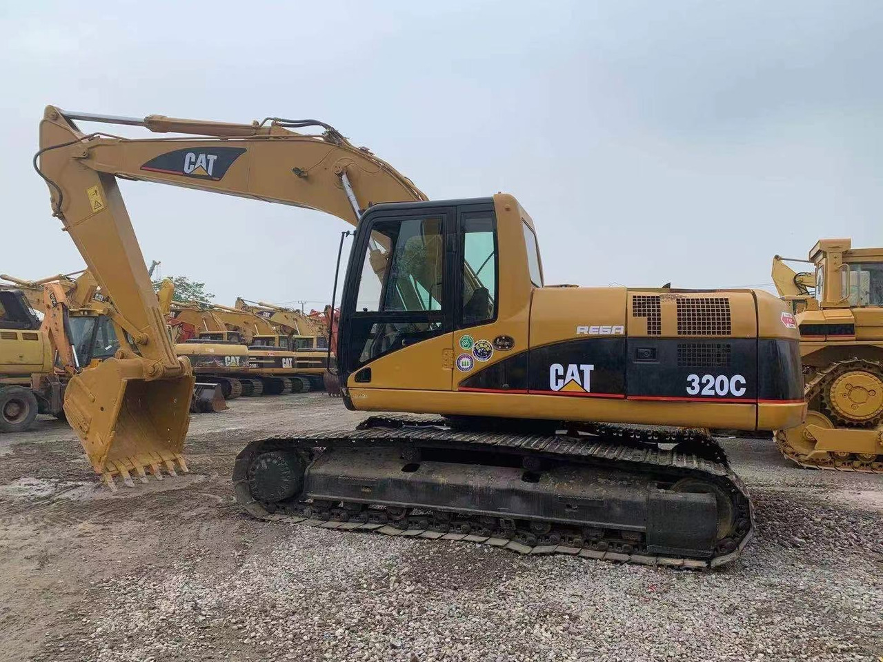 Cat 320c excavator - Pelle sur chenille: photos 2 Cat 320c excavator - Pelle sur chenille: photos 2