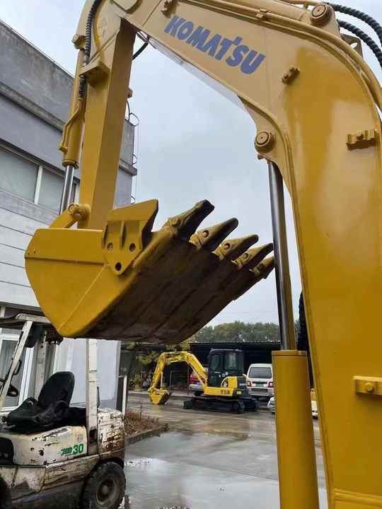 Competitive Price Used Komatsu Excavator PC35 PC55MR2 excellent condition Komatsu pc35mr Excavator - Pelle sur chenille: photos 4 Competitive Price Used Komatsu Excavator PC35 PC55MR2 excellent condition Komatsu pc35mr Excavator - Pelle sur chenille: photos 4