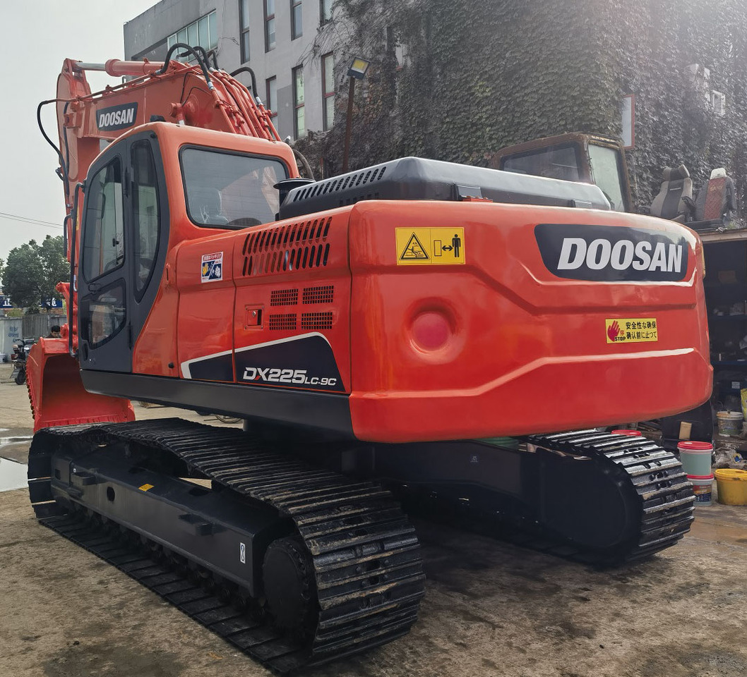 DOOSAN Doosan DX225LC Crawler excavator - Pelle sur chenille: photos 1 DOOSAN Doosan DX225LC Crawler excavator - Pelle sur chenille: photos 1