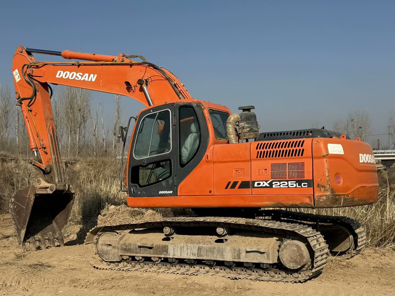 DOOSAN Doosan DX225LC Crawler excavator - Pelle sur chenille: photos 1 DOOSAN Doosan DX225LC Crawler excavator - Pelle sur chenille: photos 1