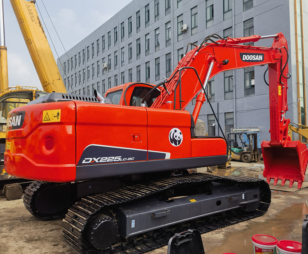 DOOSAN Doosan DX225LC Crawler excavator - Pelle sur chenille: photos 1 DOOSAN Doosan DX225LC Crawler excavator - Pelle sur chenille: photos 1