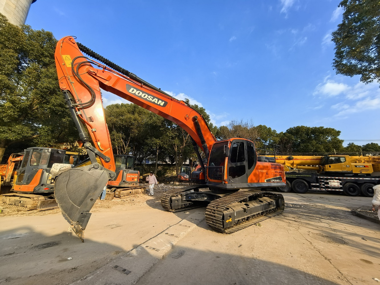 Doosan DX300LC Crawler Excavator - Pelle sur chenille: photos 5 Doosan DX300LC Crawler Excavator - Pelle sur chenille: photos 5