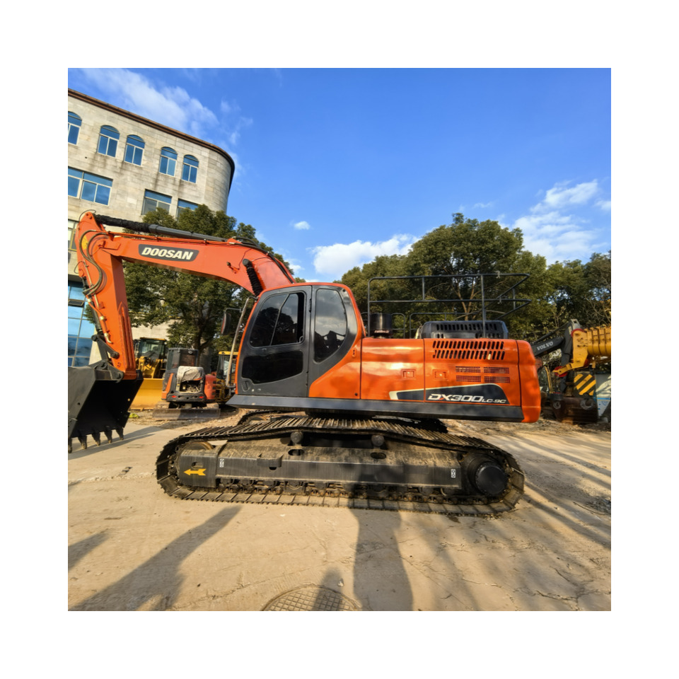 Doosan DX300LC Crawler Excavator - Pelle sur chenille: photos 1 Doosan DX300LC Crawler Excavator - Pelle sur chenille: photos 1