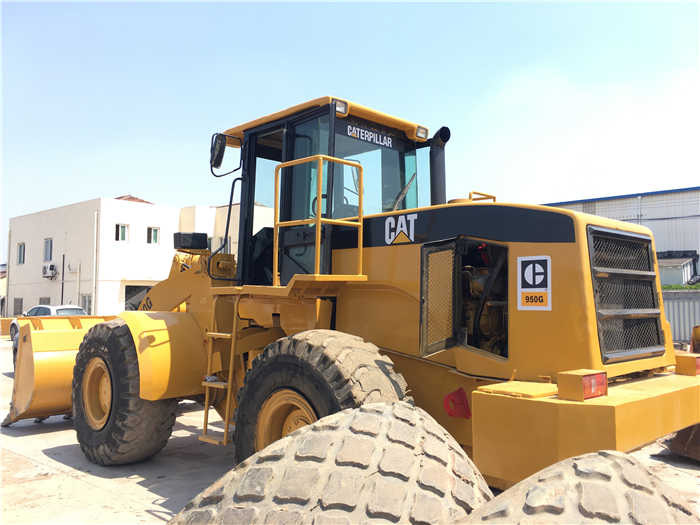 Bulldozer High quality and low working hours in stock used CAT 950G wheel loader used cat 950g wheel loader on stock: photos 6